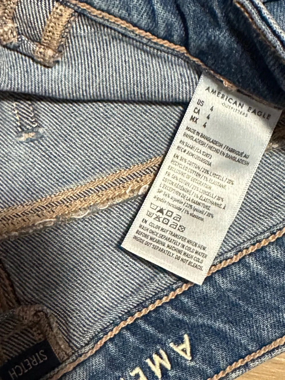 American Eagle Perfect Shortie Shorts - Size 4